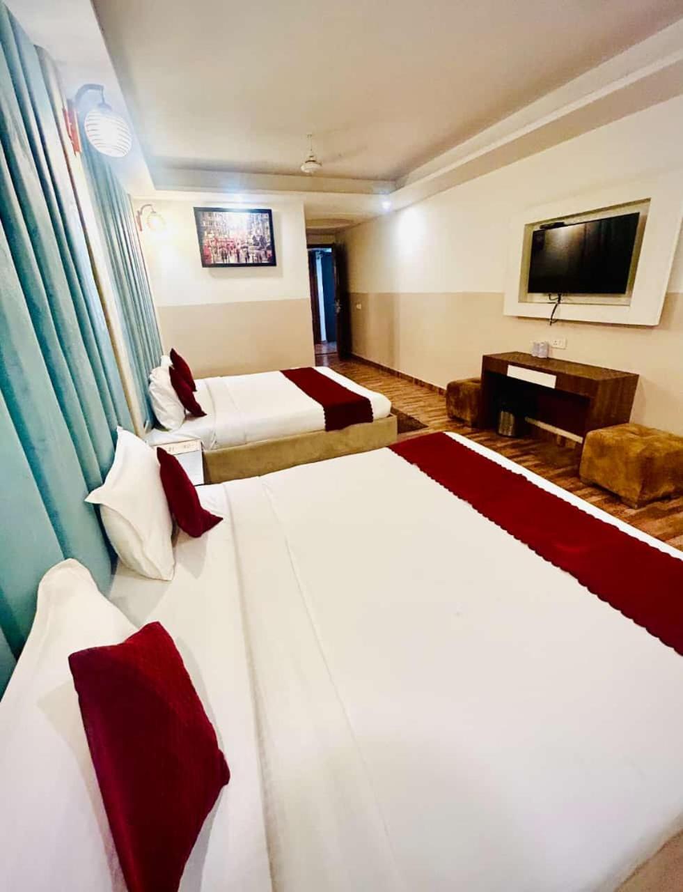 Hotel Airport City New Delhi Luaran gambar