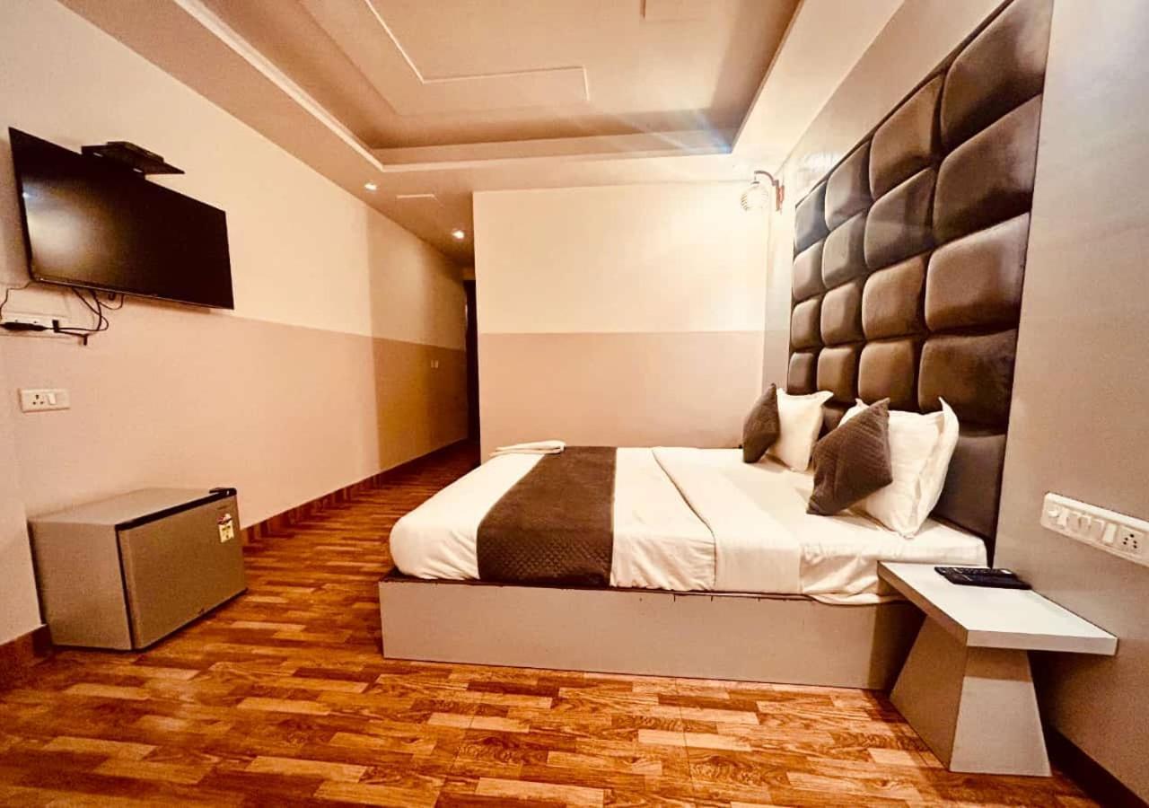 Hotel Airport City New Delhi Luaran gambar