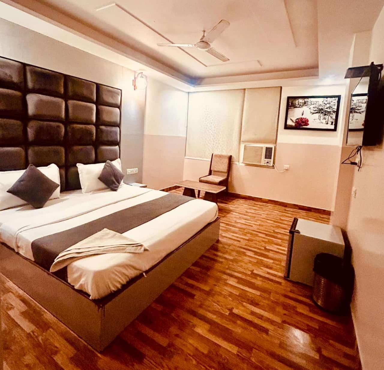 Hotel Airport City New Delhi Luaran gambar