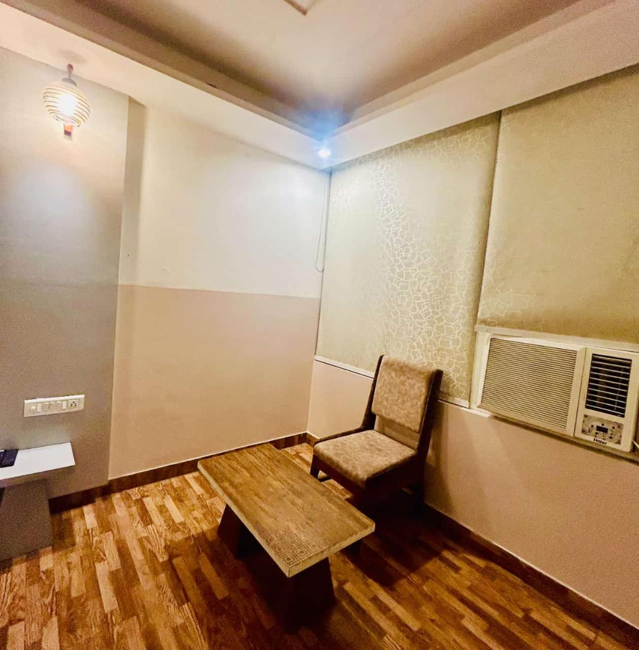 Hotel Airport City New Delhi Luaran gambar