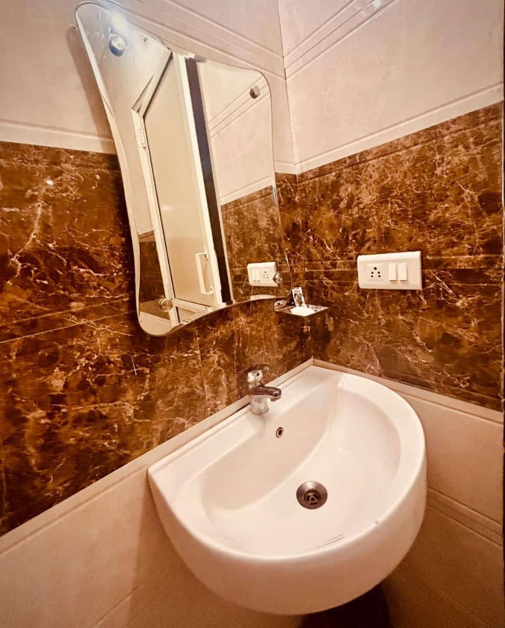 Hotel Airport City New Delhi Luaran gambar