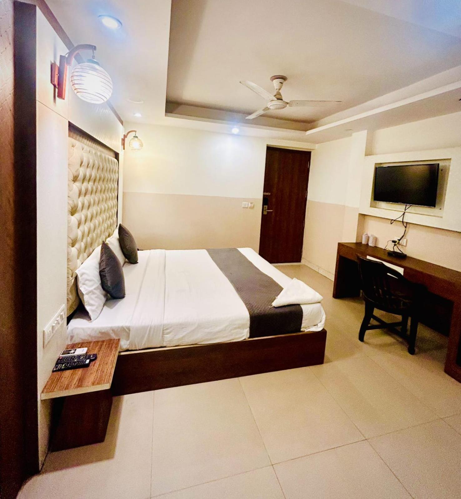Hotel Airport City New Delhi Luaran gambar
